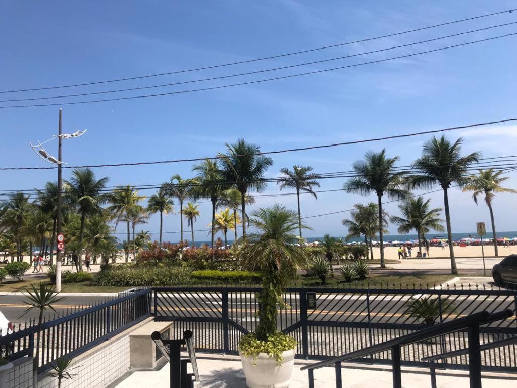 Lindo Apartamento Guilhermina - Edificio Frente Para O Mar Praia Grande  Exteriér fotografie